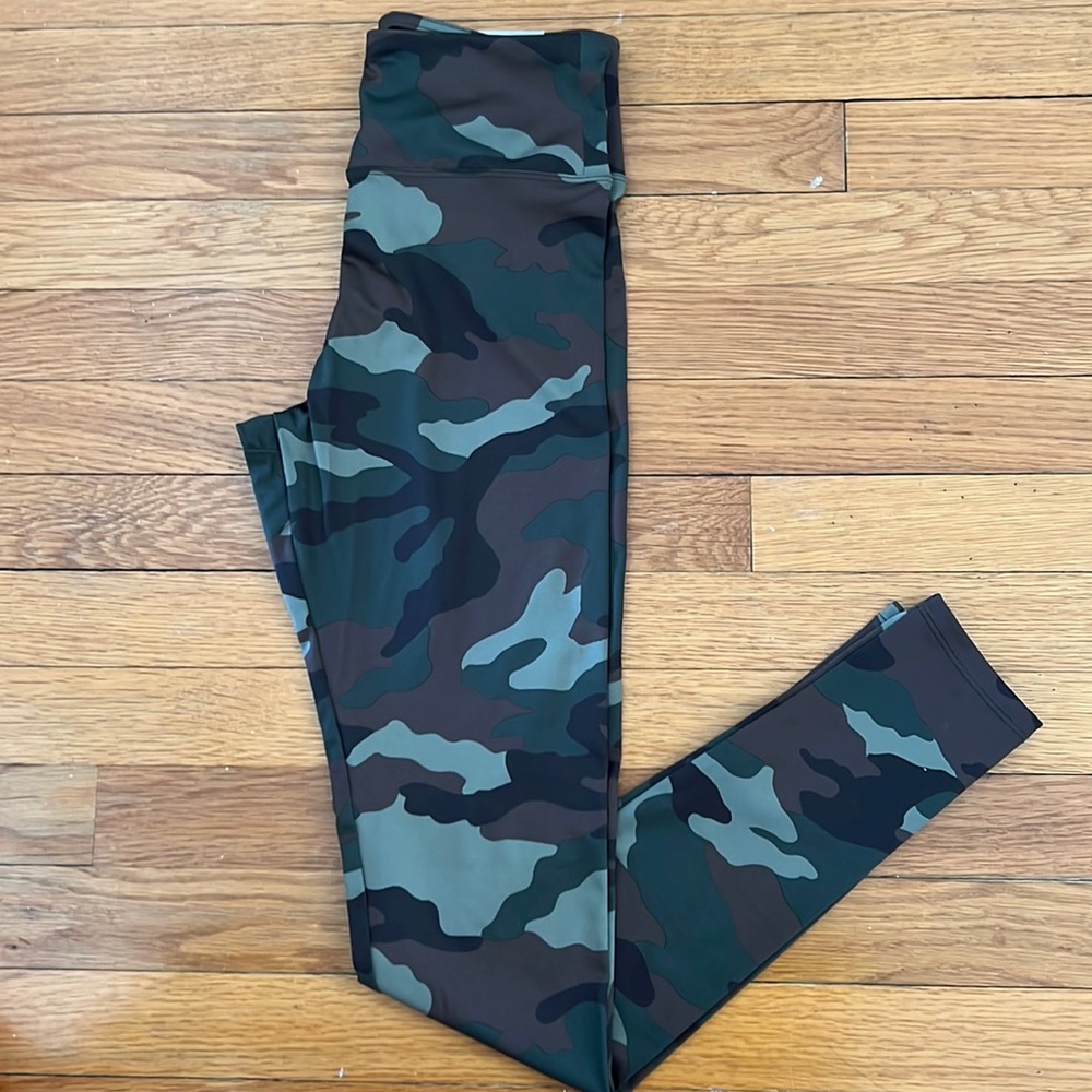 Forever 21 Camo Leggings